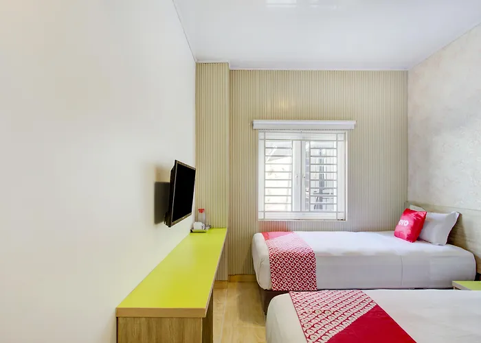 Bunga Bunga Hotel Jakarta
